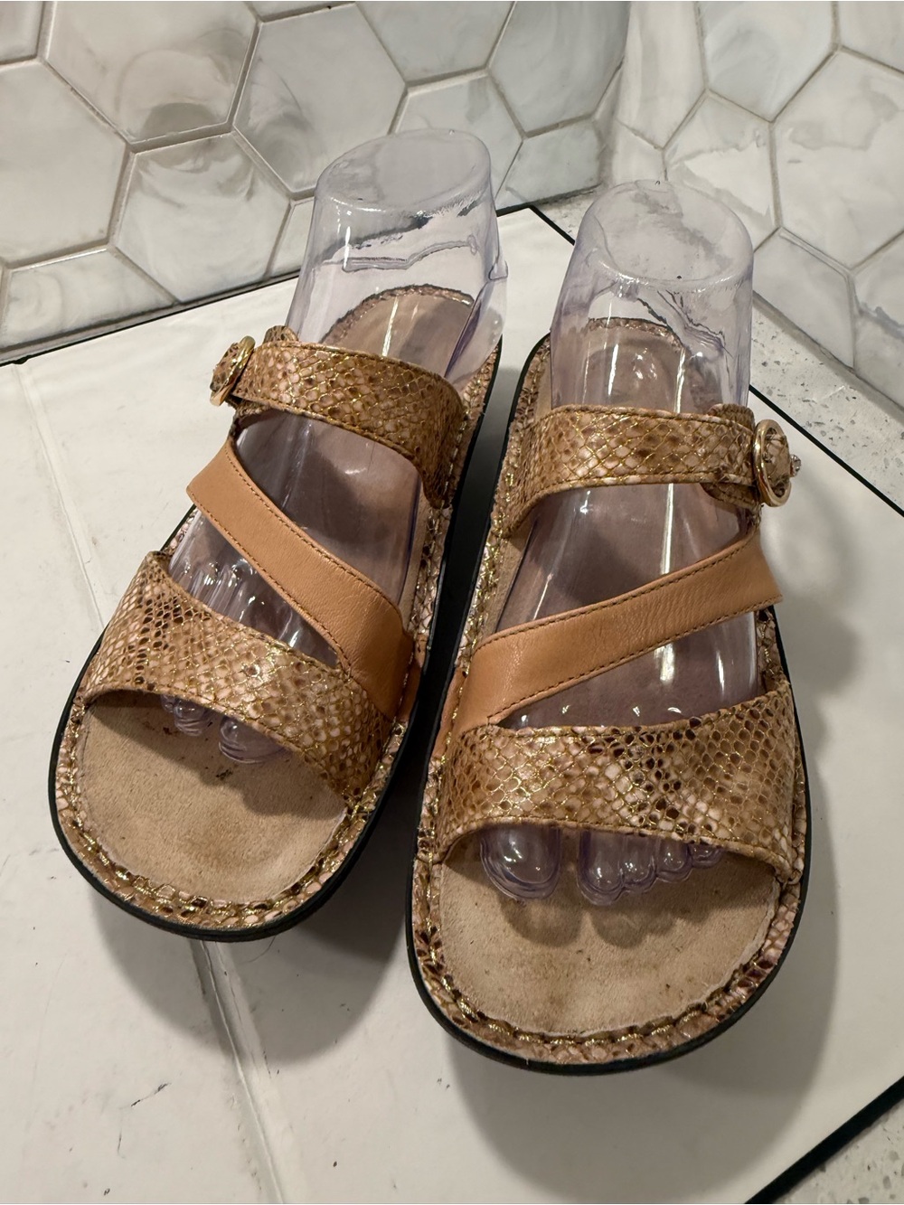 Alegria Size 39 US 8.5 PG Lite Python Leather Gold Crystal Sandal COL-758 comfy